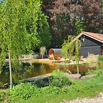 Bed & Breakfast Huize Koempoelan