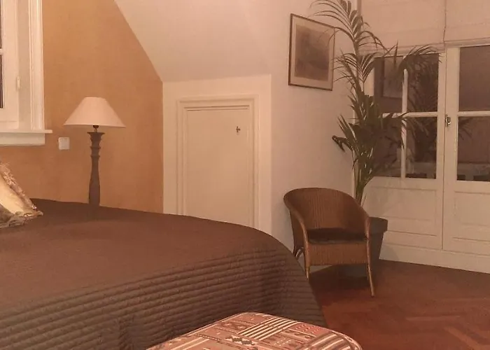 Bed & Breakfast Huize Koempoelan